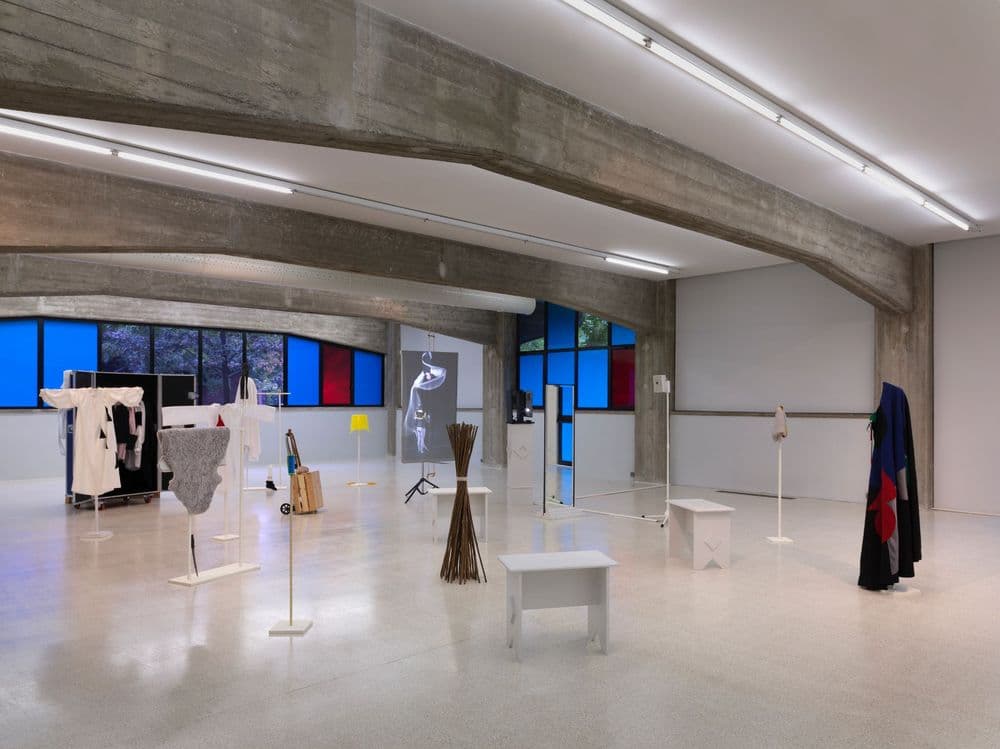 Corin Sworn, "Silent Sticks", 2015-2016, exhibition view © Corin Sworn | ph. Dario Lasagni