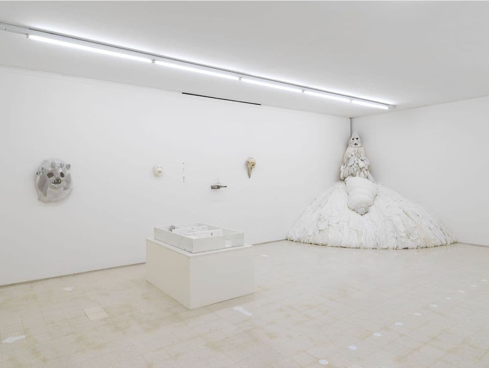 Evgeny Antufiev, "Twelve, wood, dolphin, knife, bowl, mask, crystal, bones and marble - fusion. Exploring materials", veduta di mostra, "Rehang", 2019 © Evgeny Antufiev | ph. Dario Lasagni