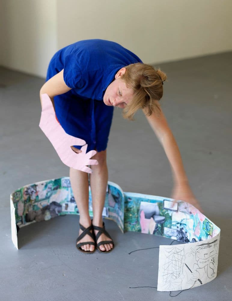 Laure Prouvost mentre lavora a “Maquette to swallow (work in progress)” alla British School at Rome, Roma, 2012 | ph. Giorgio Benni