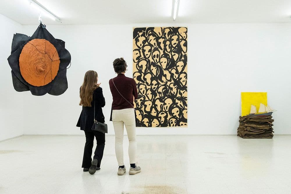 Collezione Maramotti, veduta di sala con opere di: © Gilberto Zorio, © Jannis Kounellis | ph. Bruno Cattani